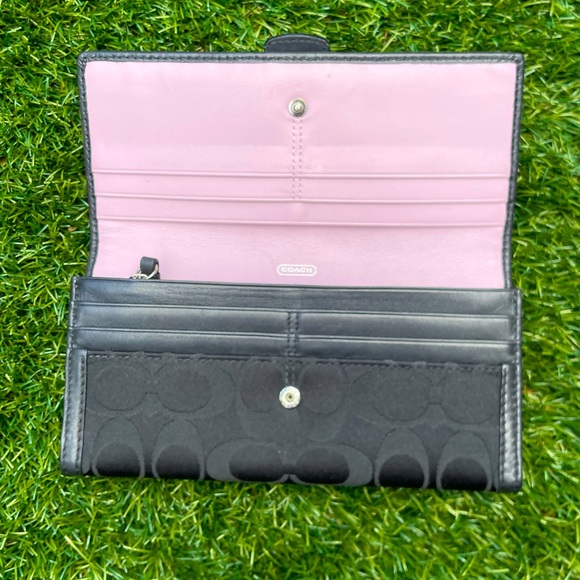 Coach Monogram Wallet/Crossbody - Picture 4 of 9